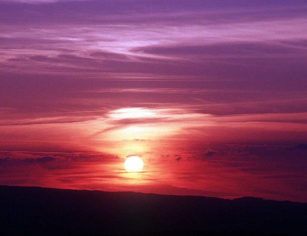 pink_and_purple_sunset.jpg