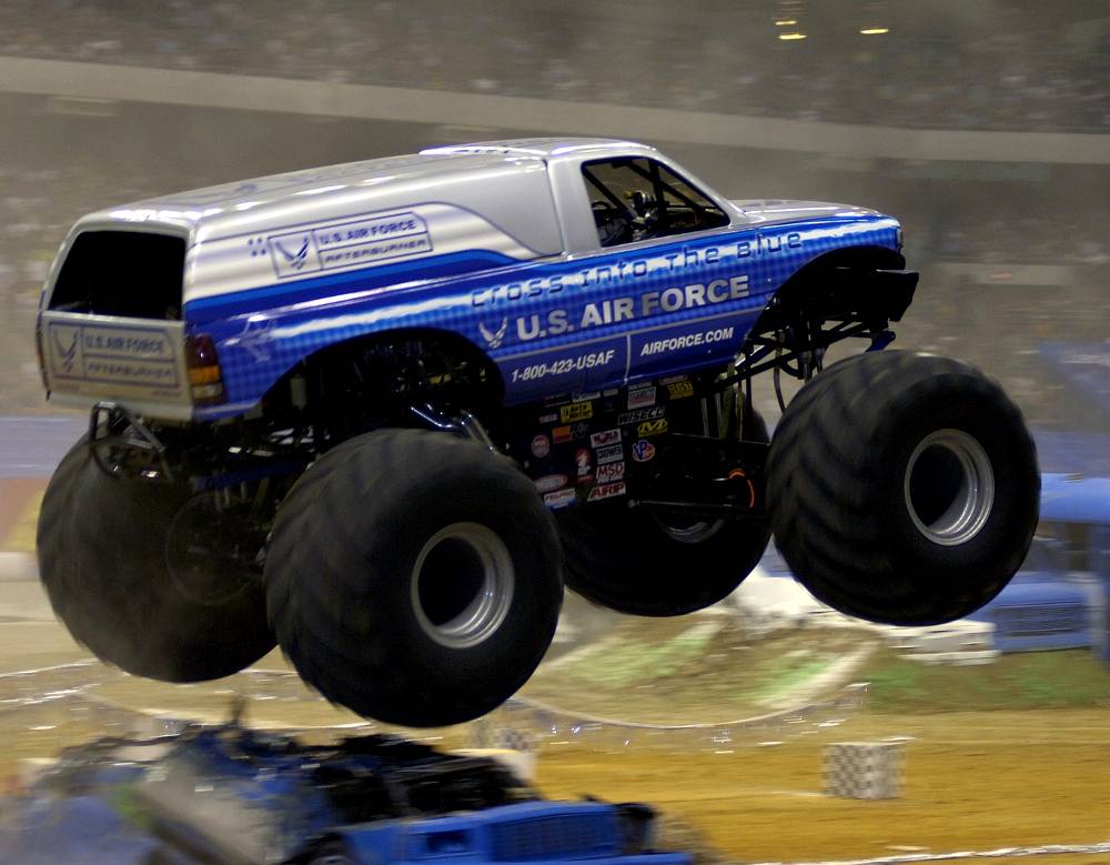US Air Force Monster Truck US Air Force Monster Truck