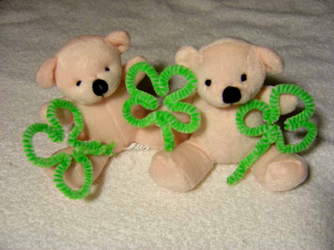 Click to get the codes for this image. Teddy Bears With Shamrocks, Saint Patrick's Day, Teddy Bears Background, wallpaper or texture for Blogger, Wordpress, or any phone, desktop or blog.